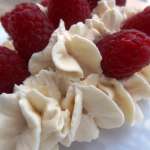 Meringues aux amandes chantilly framboises 14