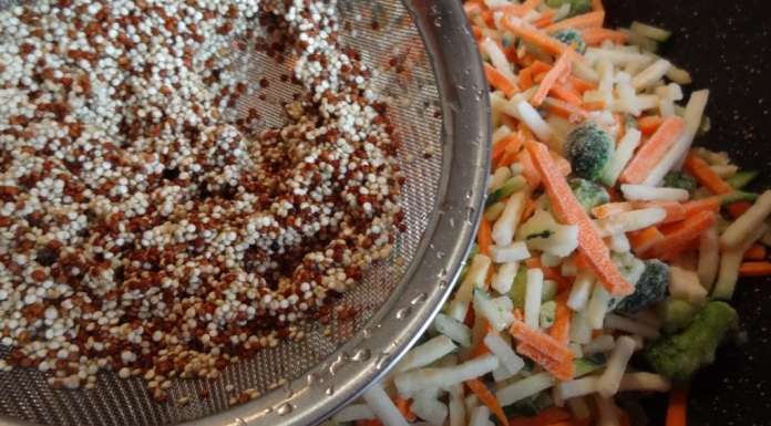 Soupe de légumes aux quinoa et lentilles corail  4