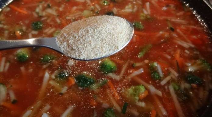 Soupe de légumes aux quinoa et lentilles corail  9