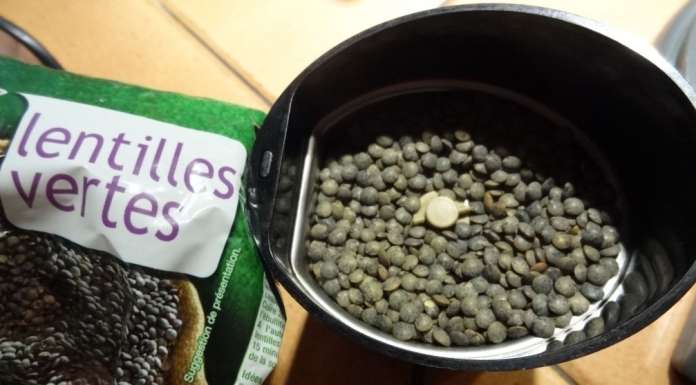 Crackers vegan aux lentilles et sésame 1