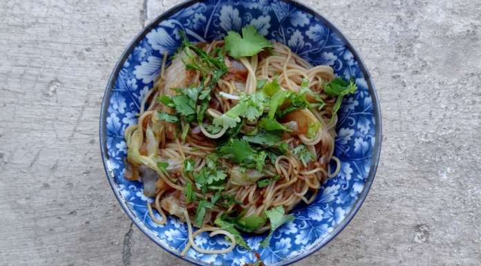 nouilles de riz à l'asiatique