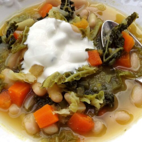 soupe-aux-chou-et-haricots