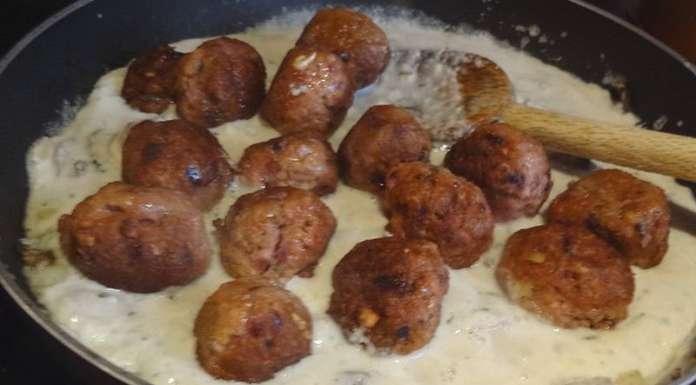 Boulettes de viande crème champignons